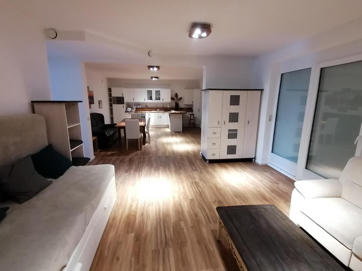 85 Qm Wohnung Pauluste Mit Terasse Und Garten Rostock Buitenkant foto